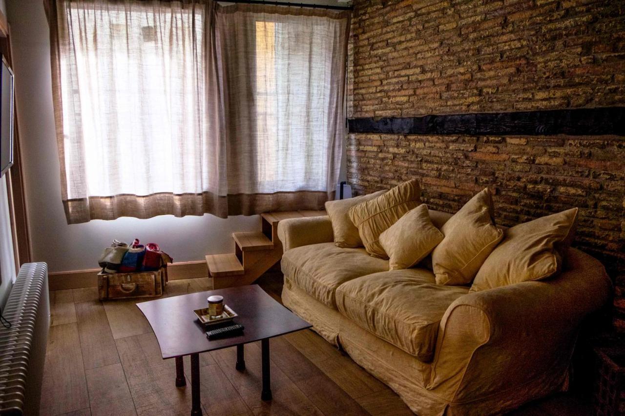 Atico Estafeta Apartment ปัมโปลนา ภายนอก รูปภาพ